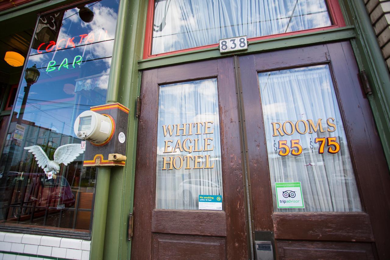 Mcmenamins White Eagle Rock & Roll Hotel Portland Exterior foto